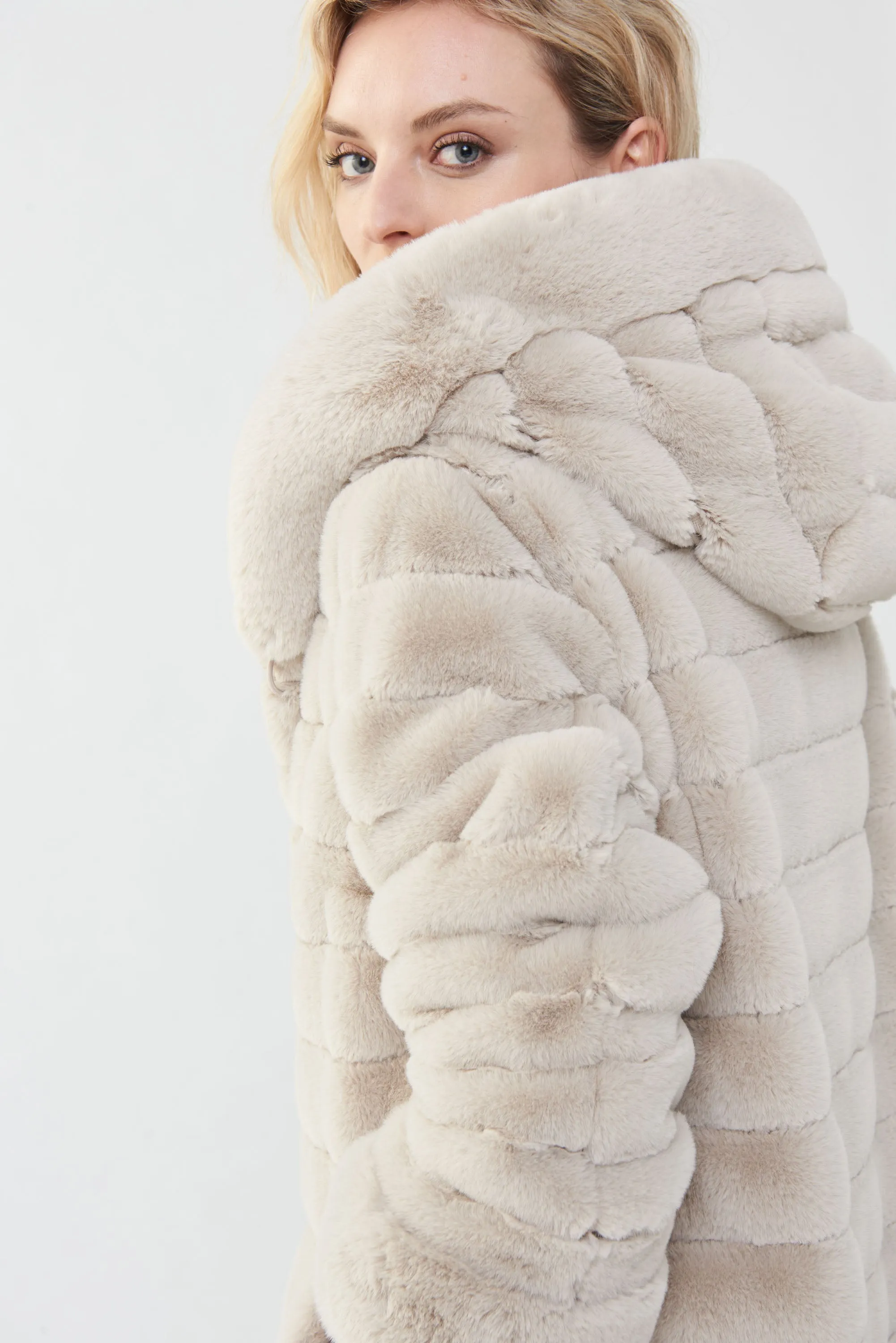 Joseph Ribkoff Jacket Style 214913 - Champagne
